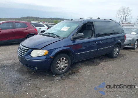 2005 Chrysler Town & Country Limited from USA, damaged, VIN 2C8GP64L85R392433
